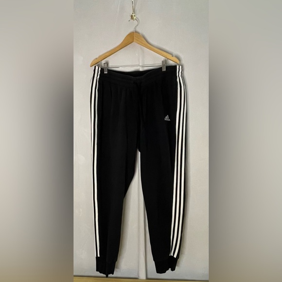 Adidas Women's‎ 2X BLACK Joggers Sweats - Picture 1 of 8
